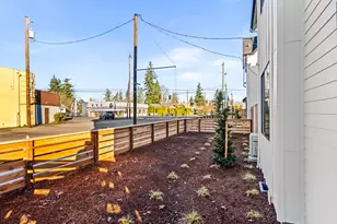 2833 NE 62nd Ave, Portland, OR 97213 - Photo 16