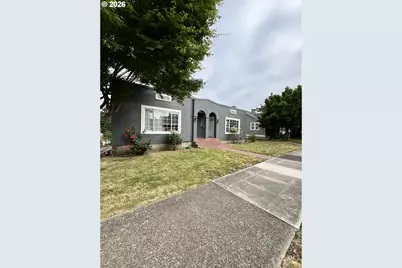 911 Jq Adams St, Oregon City, OR 97045 - Photo 2