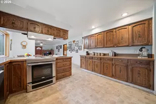 12834 Ehlen Rd, Aurora, OR 97002 - Photo 8
