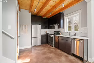 7126 N Princeton St, Portland, OR 97203 - Photo 36