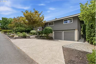 3211 SW Ridge Dr, Portland, OR 97219 - Photo 42