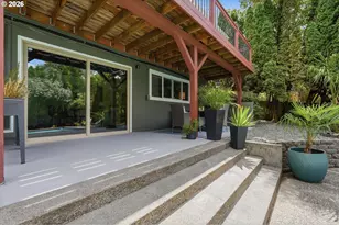 3211 SW Ridge Dr, Portland, OR 97219 - Photo 36