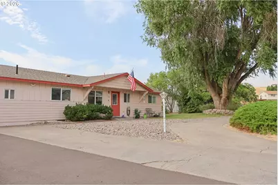 3425 Columbia View Dr, The Dalles, OR 97058 - Photo 2