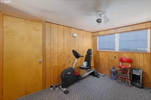 40028 Lacomb Dr, Lebanon, OR 97355 - Photo 12