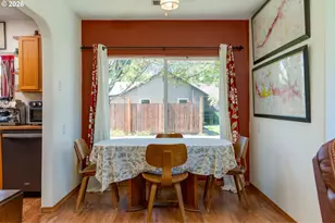 1550 NE 18th St, McMinnville, OR 97128 - Photo 8