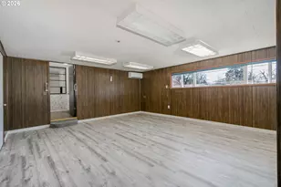 1943 Monterey Ln, Eugene, OR 97401 - Photo 16