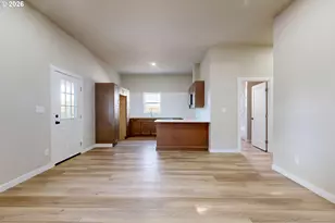 1211 Chestnut St, Milton-Freewater, OR 97862 - Photo 4