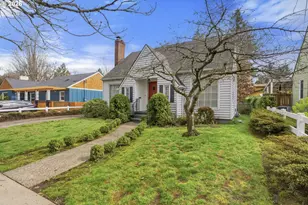 7836 N Chautauqua Blvd, Portland, OR 97217 - Photo 2