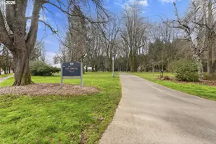 7836 N Chautauqua Blvd, Portland, OR 97217 - Photo 40