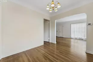 7836 N Chautauqua Blvd, Portland, OR 97217 - Photo 10