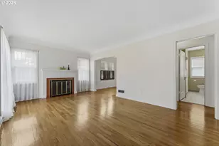 7836 N Chautauqua Blvd, Portland, OR 97217 - Photo 6