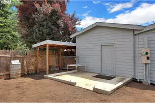 4989 Cone Ave, Eugene, OR 97402 - Photo 32