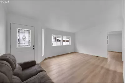 4989 Cone Ave, Eugene, OR 97402 - Photo 18