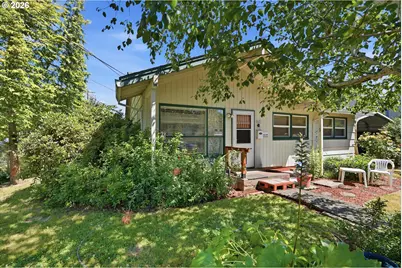9421 SE Glenwood St, Portland, OR 97266 - Photo 2
