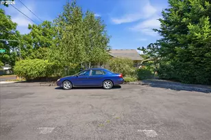 9421 SE Glenwood St, Portland, OR 97266 - Photo 6
