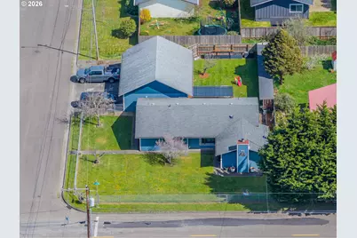 2713 Oak St, North Bend, OR 97459 - Photo 36