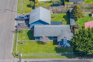 2713 Oak St, North Bend, OR 97459 - Photo 36