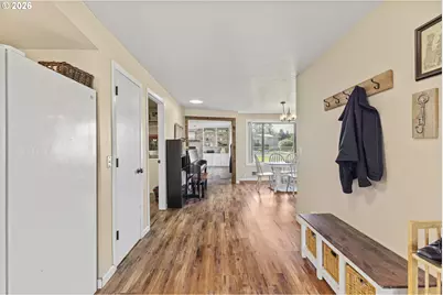 2713 Oak St, North Bend, OR 97459 - Photo 22