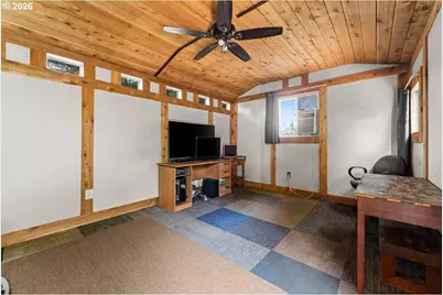 9025 SE 42nd Ave, Milwaukie, OR 97222 - Photo 28