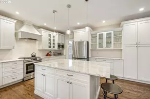 13736 SW Mistletoe Dr, Portland, OR 97224 - Photo 10