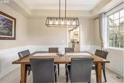 13736 SW Mistletoe Dr, Portland, OR 97224 - Photo 8