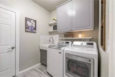 13736 SW Mistletoe Dr, Portland, OR 97224 - Photo 22