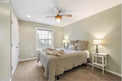 13736 SW Mistletoe Dr, Portland, OR 97224 - Photo 28