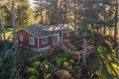 498 Klamath Ave SE, Bandon, OR 97411 - Photo 1