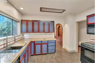 6134 E Burnside St, Portland, OR 97215 - Photo 16