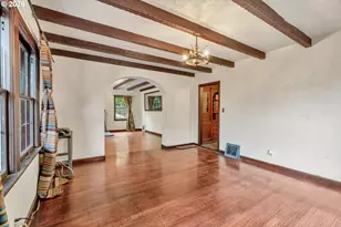6134 E Burnside St, Portland, OR 97215 - Photo 12