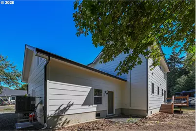 1306 NW Whipple Ave, Roseburg, OR 97471 - Photo 36