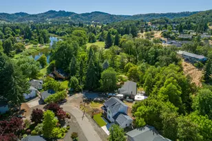 1306 NW Whipple Ave, Roseburg, OR 97471 - Photo 34
