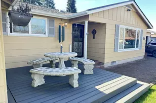 1960 Valhalla St, Eugene, OR 97401 - Photo 2