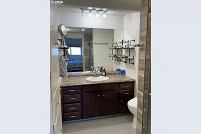 1960 Valhalla St, Eugene, OR 97401 - Photo 16