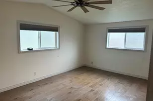 1960 Valhalla St, Eugene, OR 97401 - Photo 14