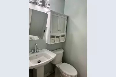 1960 Valhalla St, Eugene, OR 97401 - Photo 12