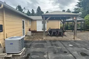 1960 Valhalla St, Eugene, OR 97401 - Photo 30