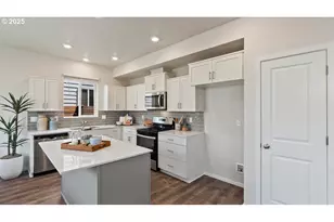 3516 SW Binford Ave, Gresham, OR 97080 - Photo 2