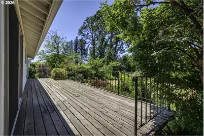 8415 SW River Rd, Hillsboro, OR 97123 - Photo 30