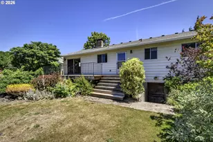 8415 SW River Rd, Hillsboro, OR 97123 - Photo 32
