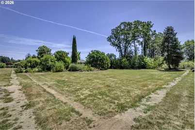 8415 SW River Rd, Hillsboro, OR 97123 - Photo 36