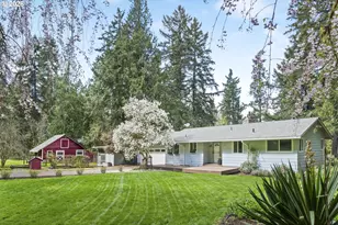 22305 NE Ilafern Ln, Dundee, OR 97115 - Photo 1