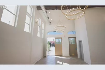 550 N 1st St, Woodburn, OR 97071 - Photo 14