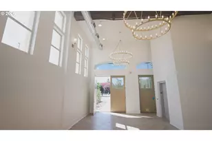 550 N 1st St, Woodburn, OR 97071 - Photo 14