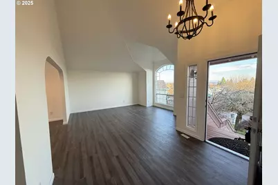 11867 SE Mountain Sun Dr, Clackamas, OR 97015 - Photo 2