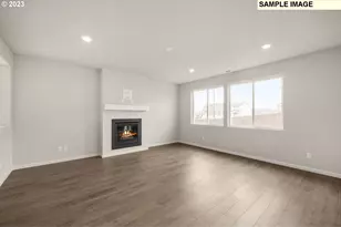 1047 Clemson St, Woodburn, OR 97071 - Photo 16