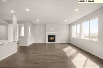 1047 Clemson St, Woodburn, OR 97071 - Photo 18