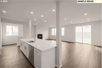 1047 Clemson St, Woodburn, OR 97071 - Photo 10