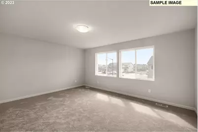 1047 Clemson St, Woodburn, OR 97071 - Photo 24