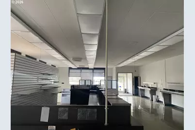 48257 E 1st St, Oakridge, OR 97463 - Photo 1